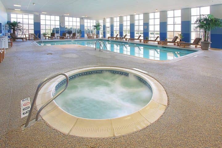 Pool 18 of 35