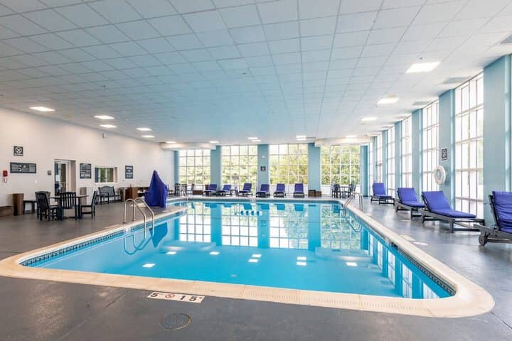 Pool 16 of 35